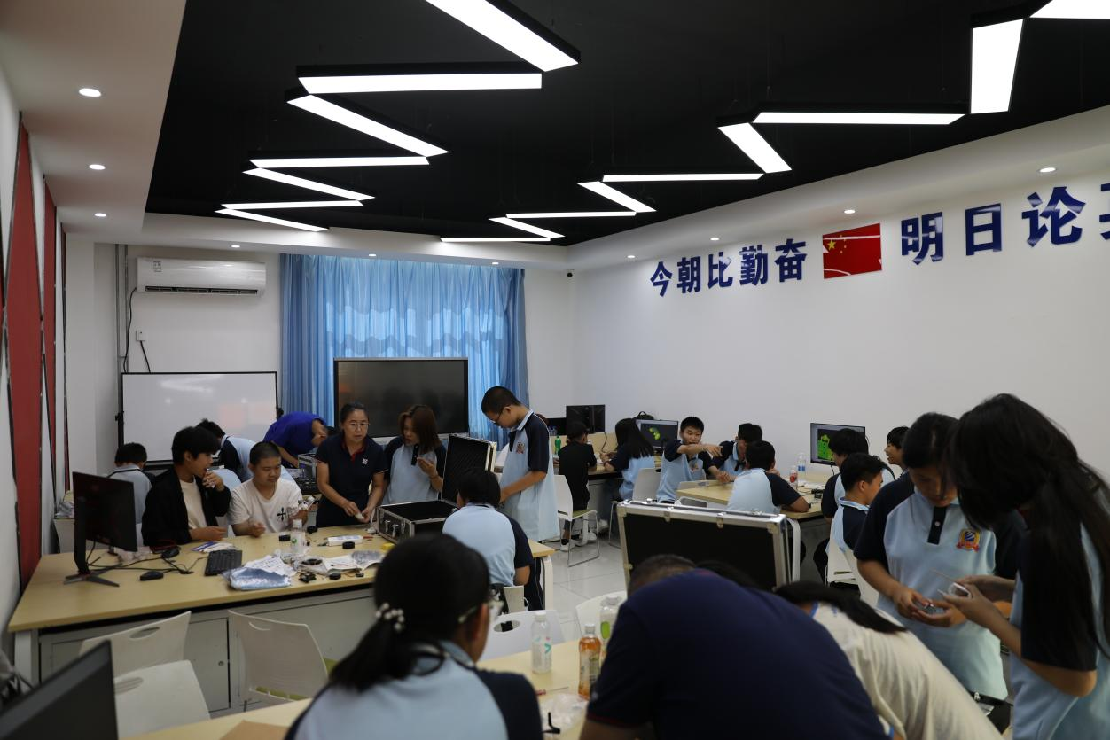 AXW(xu)УI(y)ֵ